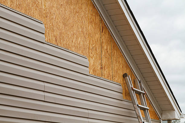 24/7 Emergency Siding Repair experts in Yellow Springs, OH